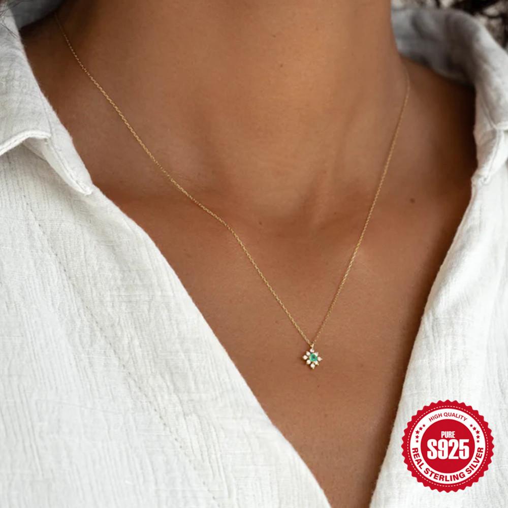 Mode S925 Sterlingsilber Windblume Smaragd Edel Atmosphärisch Diamant Set Damen Schlüsselbeinkette