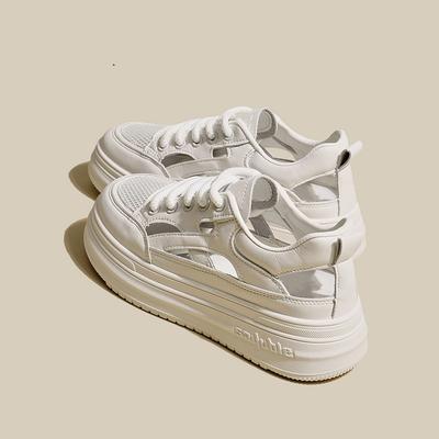 Atmungsaktive dünne kleine weiße Schuhe Damen Frühling und Sommer neue Muffinsohle dicke Sohle vielseitige lässige hohle Sportschuhe