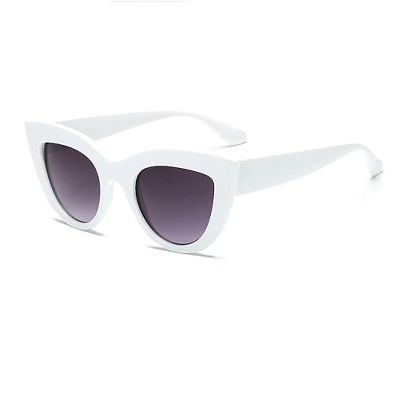 New Retro Cat-eye Sunglasses For Women Face-shaping Versatile Sunglasses Fashionable And Trendy Sunglasses 12121