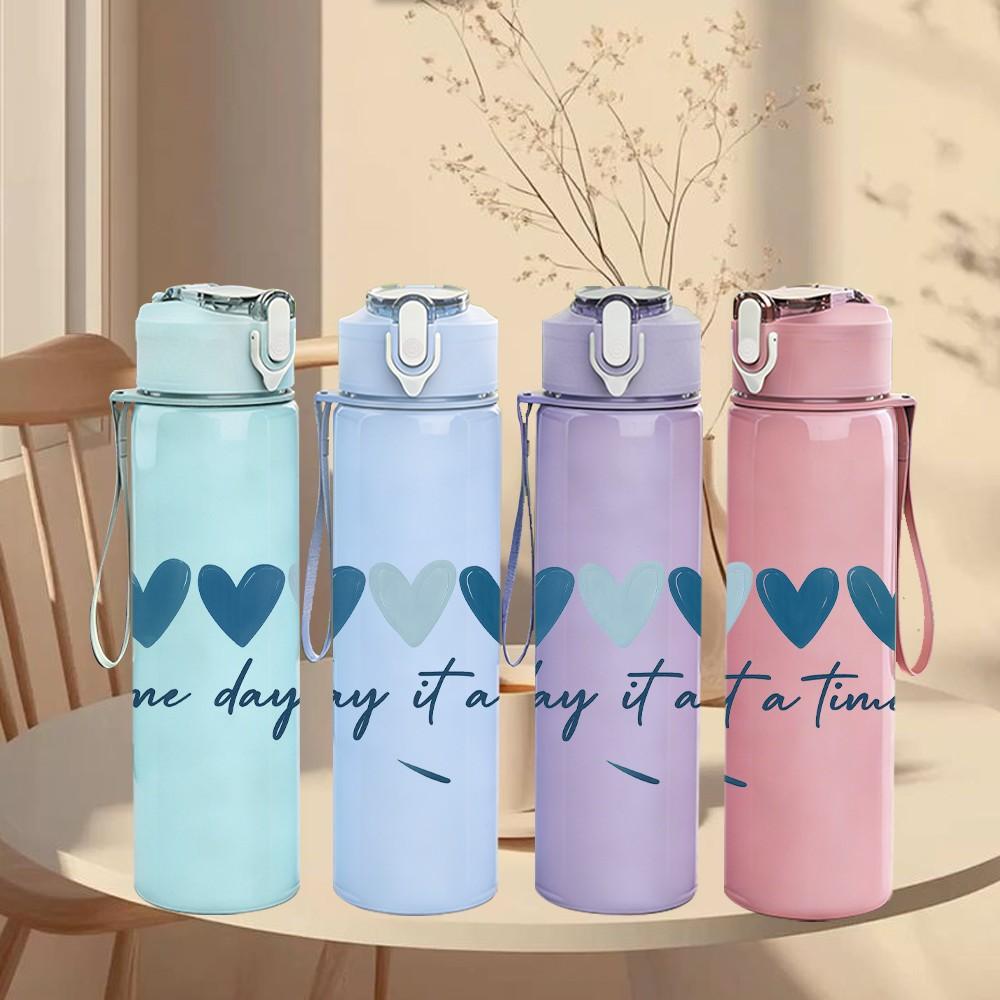 1PC One Day At A Time Hearts Art 750ml Color Plastic Sports Water Bottle Leakproof Flip Straw Lid Suitable for Sports Office Home Use
