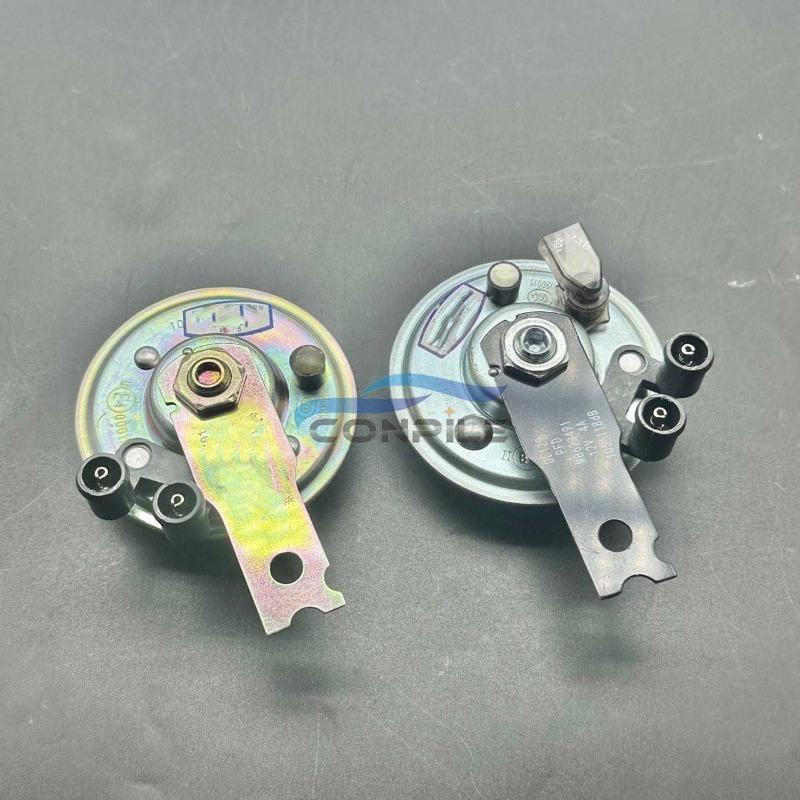 For Mitsubishi Pajero V31V33V43 Horn (high/low) Whistling 1pcs