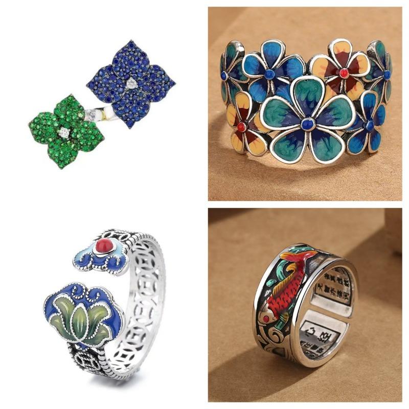 A retro-style hollowed-out blue lotus lock ring with a fashionable open ring featuring blue enamel craftsmanship