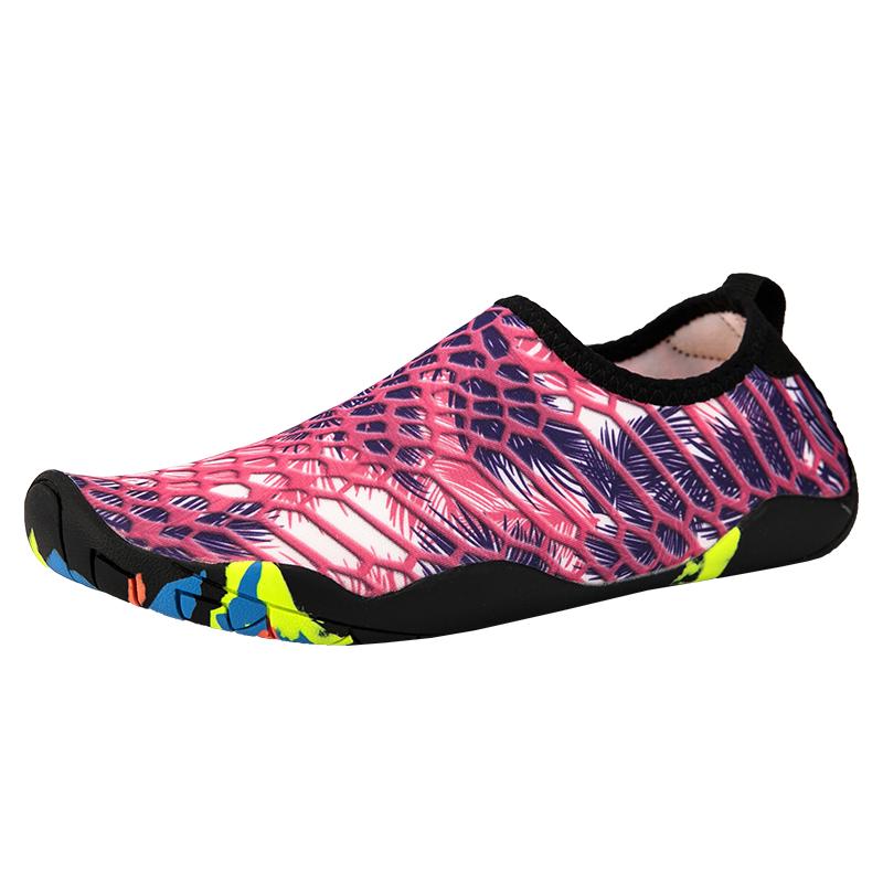 New Unisex Water Athletic Shoes Barefoot Quick-Dry Aqua Yoga Socks Easy Slip-On For Men Women Barefoot Surfing Upstream Athletic Shoes 35-47