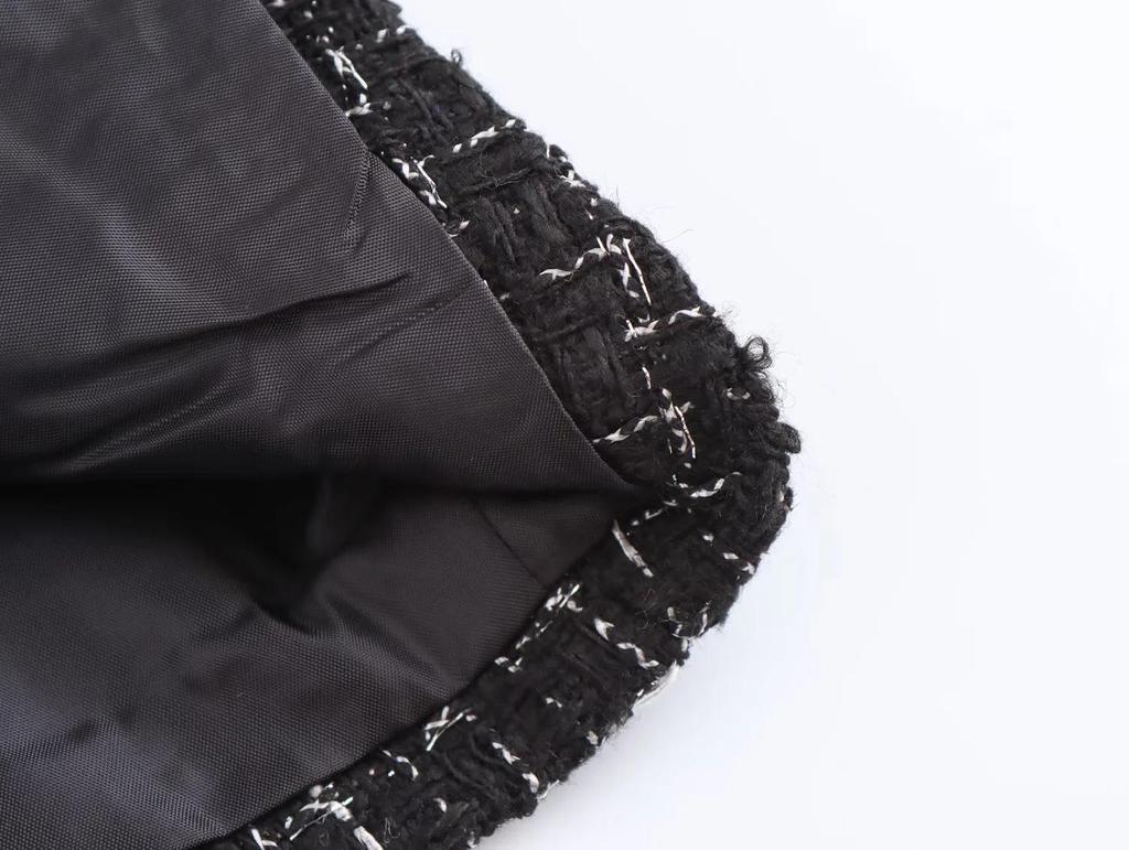 Chic Tweed Set: Vest & Belted High-Waist Shorts