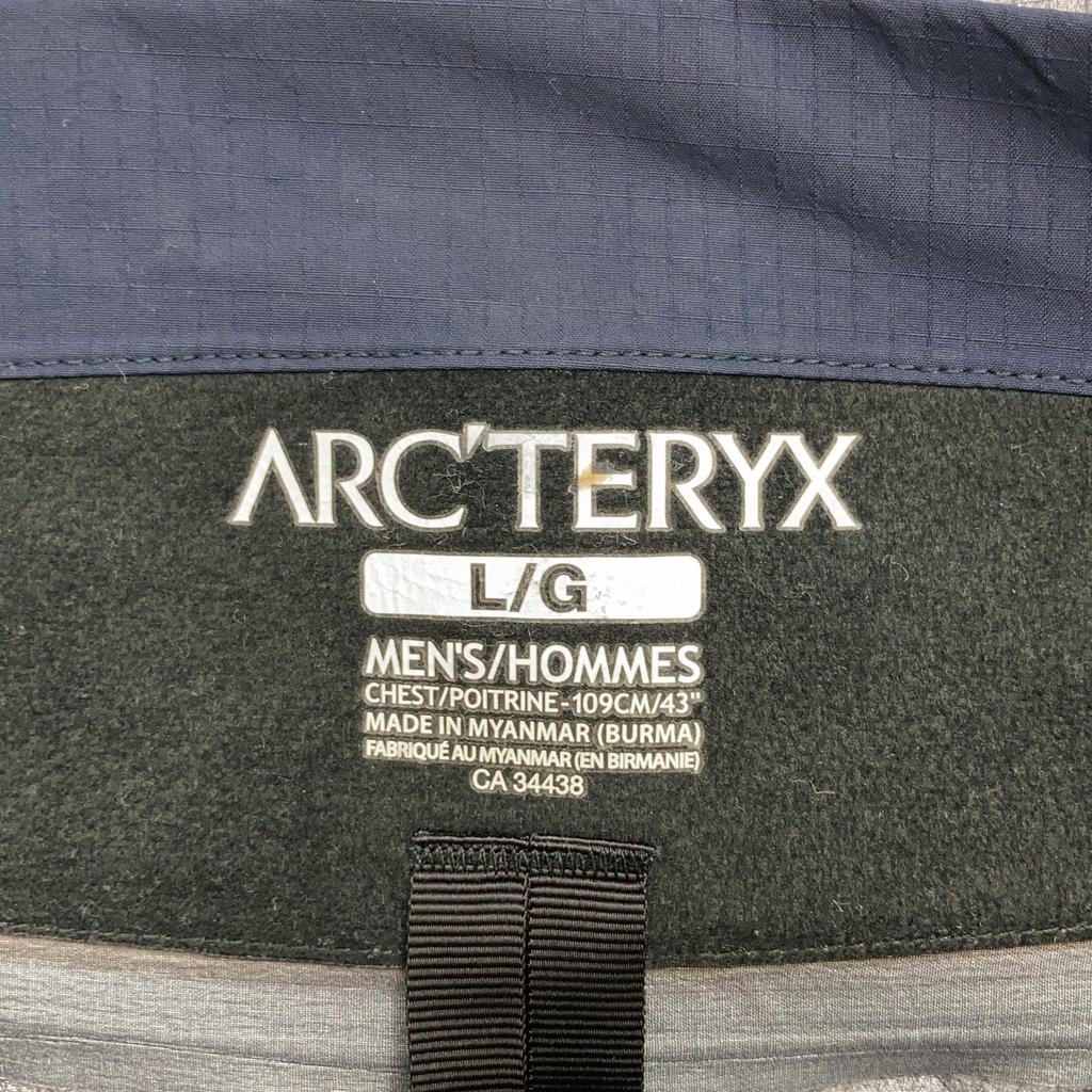 ARC'TERYX Navy 11625-7-Stainless Steel000691 Beta Jacket BETA AR Jacket L NavyUsed