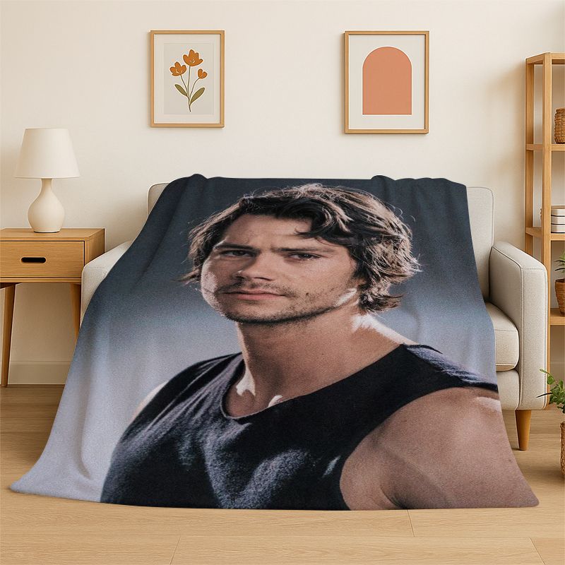 DOB Actor Dylan O’Brien Flannel Blanket Soft Warm Throw Blanket for Bedroom Living Room Bed Travel Camping Picnic Gift