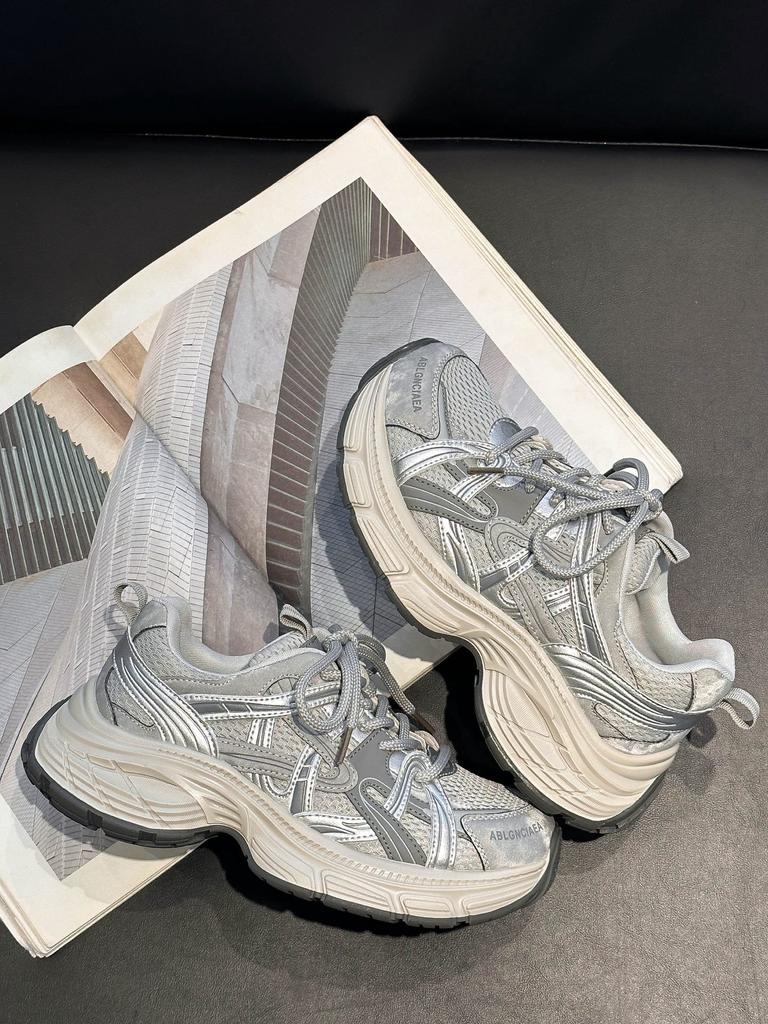 Platform-soled Dad Shoes Women's 2025 Autumn New Mesh Breathable Versatile Height-increasing Casual Sports Shoes Lightweight Running Shoes