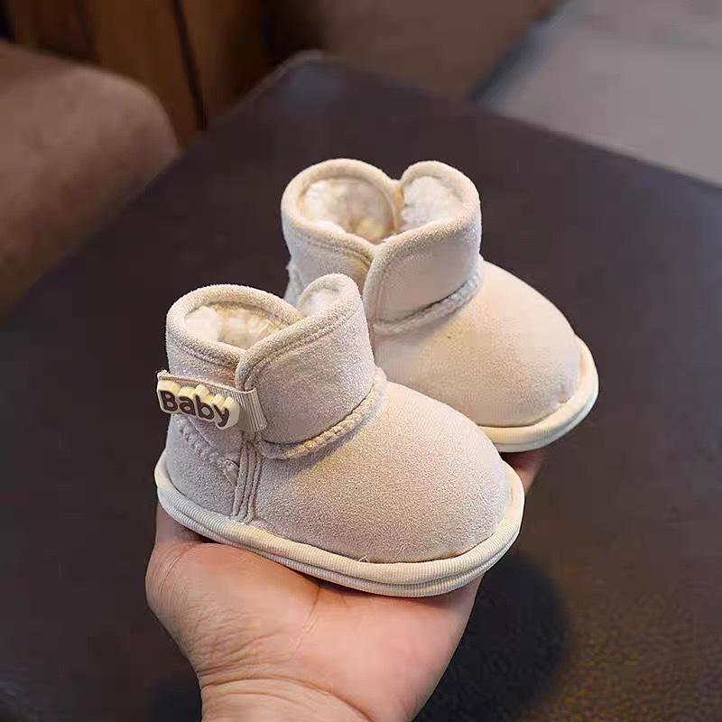 Infant Snow Boots: Warm, Thickened, Non-Slip Velvet Shoes for 0-13 Months (Unisex)