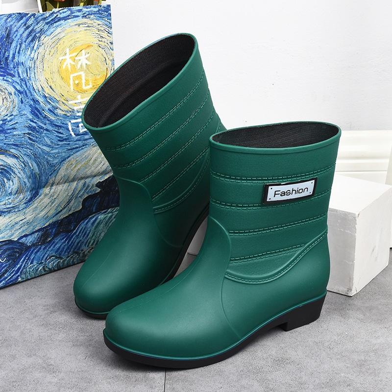 Female Fashion Casual Mid Tube Waterproof And Anti Slip Rain Shoes Rubber Shoes
