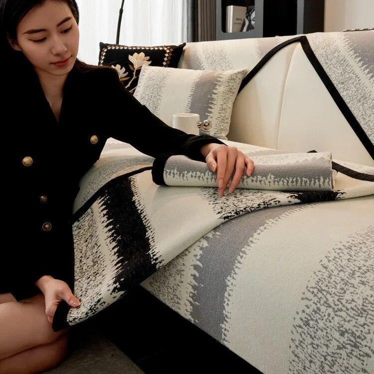 

Черно-белая полосатая диванная подушка, сезонное универсальное градиентное полотенце для дивана, противоскользящее пылезащитное покрытие для дивана из синели, наволочка 70x150cm 1pcs