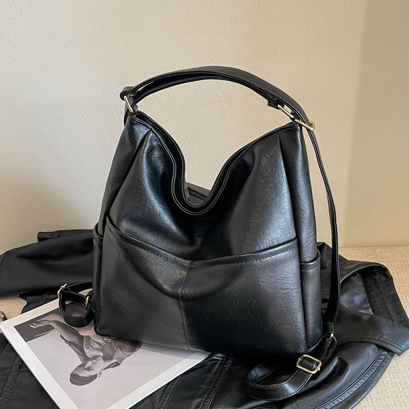 New Shoulder Bag Trendy Underarm Fashionable Large Capacity Tote Women s Bag Commuting Simple Backpack чёрный