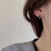 Olive Green Earrings Vintage French Whitening Niche High-class Autumn and Winter Temperament Models Heavy Small Earrings Studs Versatile Daily Wear