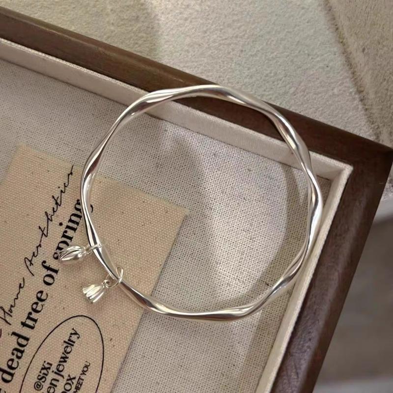 Ins Lotus Pod Mobius Ring Two Worlds Bracelet Student Niche Bracelet
