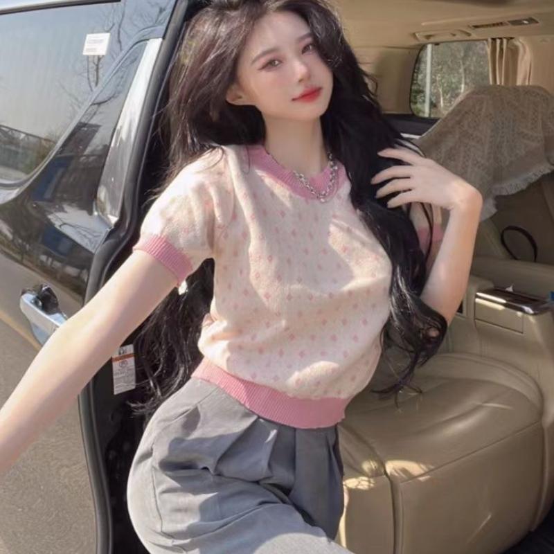 Gentle Korean Winter Knitted Short Top with Female Design Pink Splicing Short Sleeve