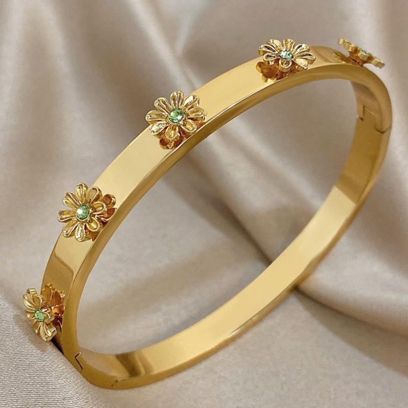 

Summer Fashion Titanium Steel Flower Inlay Rhinestone Wrist Cuff Bangles Bracelets For Women Men Charms Jewelry Accessries Gift