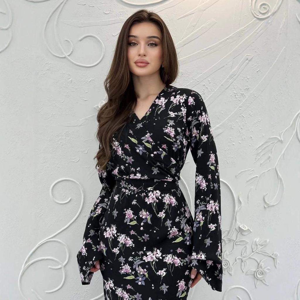 2025 Summer Women's Slimming Long-Sleeve Bodycon Dress - European & American Fashion