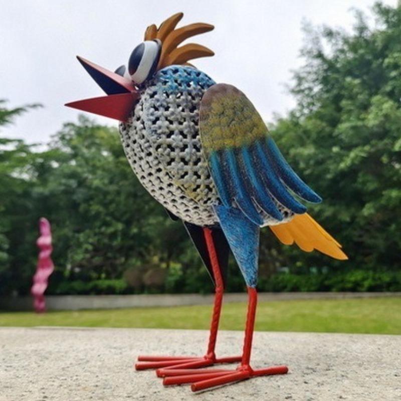 Garden Ornament Outdoor Modern Figurines Creative Metal Bird Sculptures Miniature Aesthetic Elegant Accessories Home Decorations