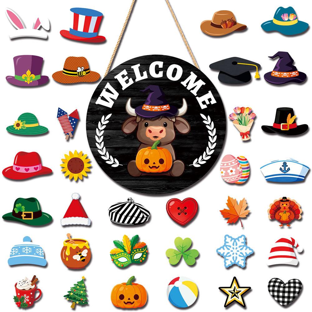 Interchangeable Upland Cow Welcome Sign with 35 Accessories Wooden Seasonal Decor for Home Hanging Wall Decoration