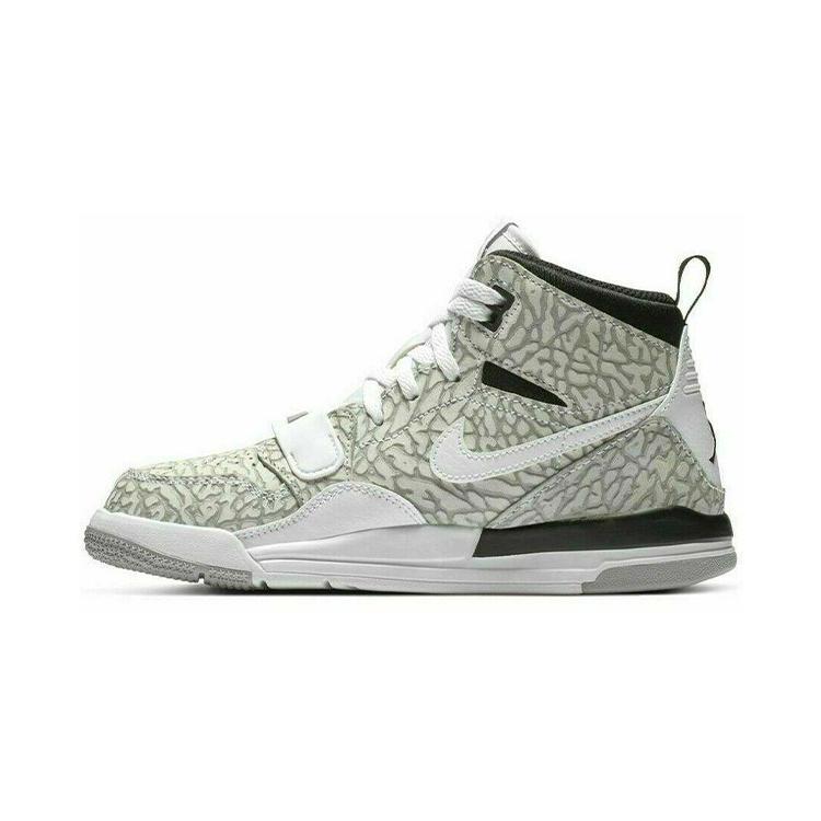 

Новые Jordan Legacy 312 Flip PS AT4047-100 29.5