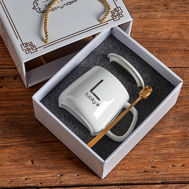 Ceramic Gift Mug with Lid and Spoon
