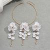 Eleganter Blumenschmuck Halskette und Hängeohrringe Set Tragbarer Schmuck für Frauen Robuste Legierung Harz Kombination