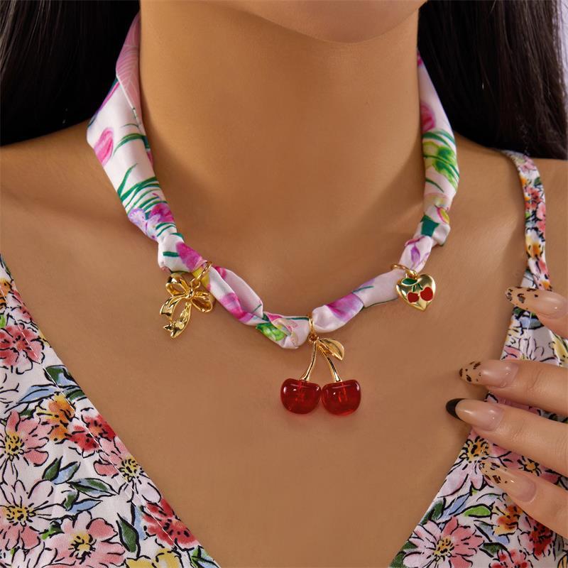 Bohemian Style Satin Bandana Scarf Necklace Vintage Flower Heart Bow Cherry Charm Scarf Pendant Fashion Women Jewelry Accessory