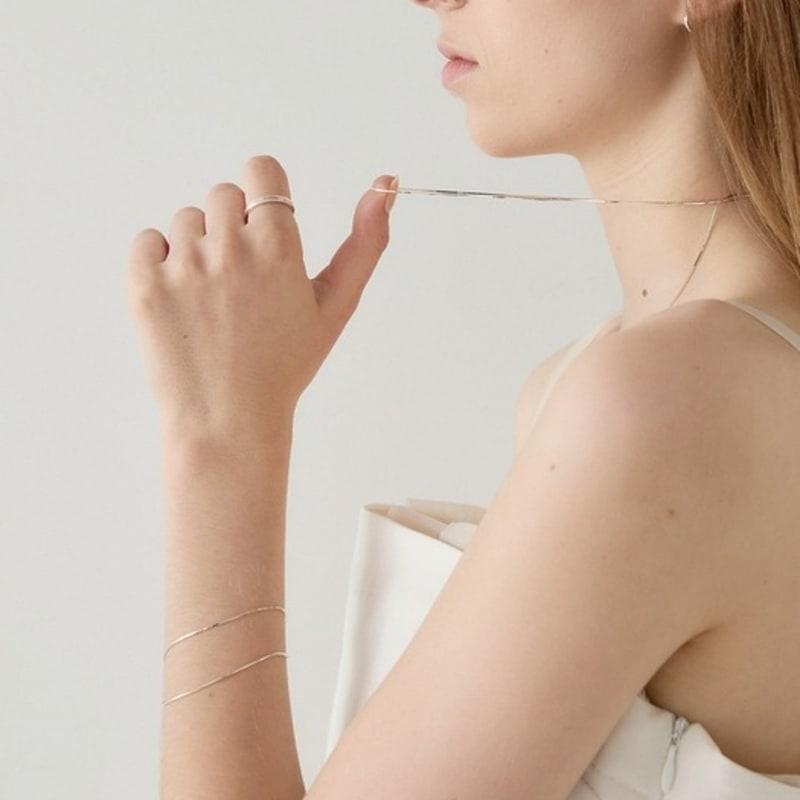 Aphrose Dual Essence Silky Chain Bracelet