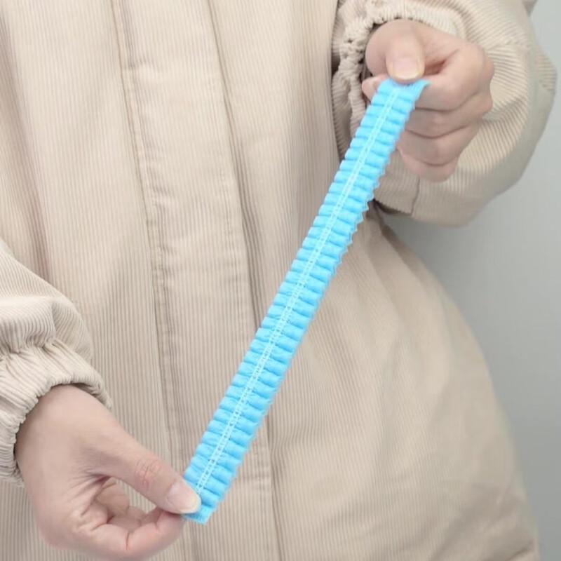 Disposable Blue Non-Woven Bouffant Caps, 600 Count