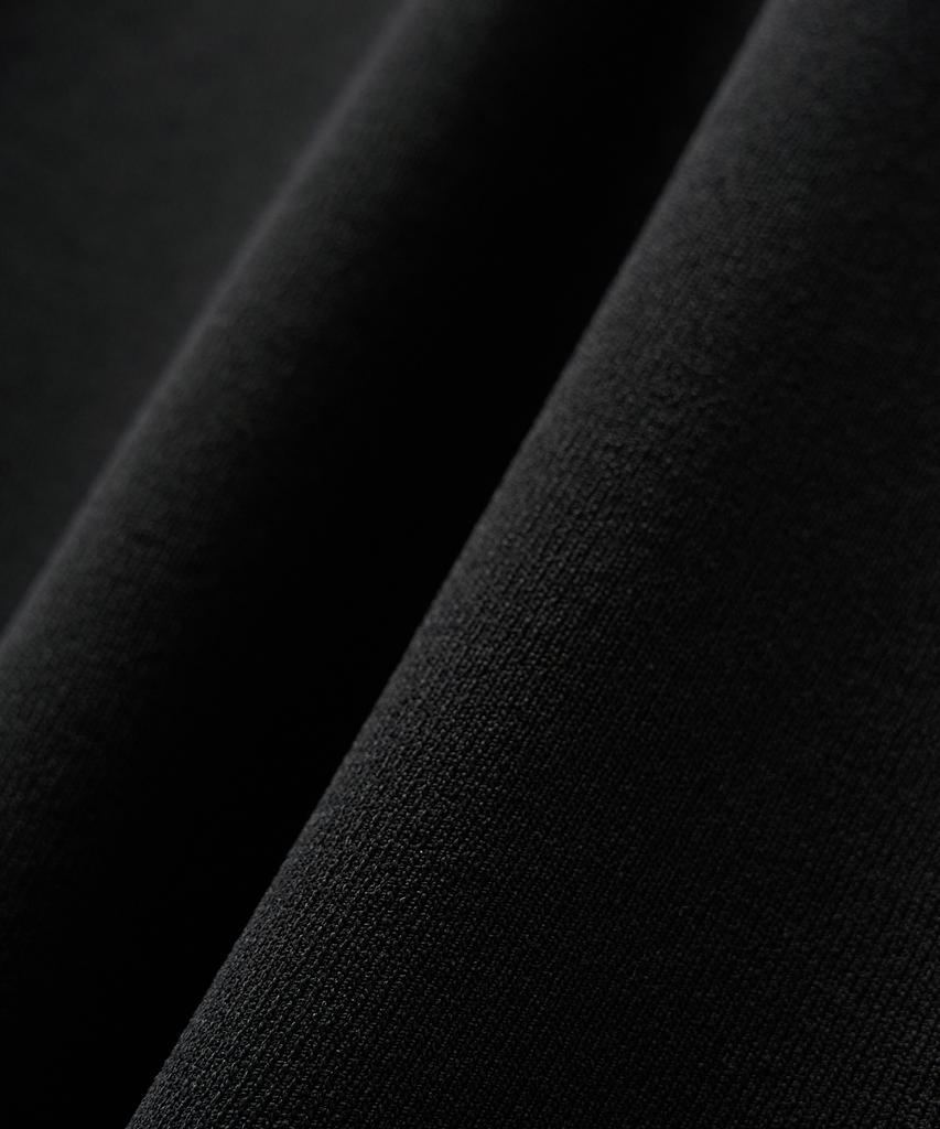 Seteo (W) Square Slim Fit Half Knit Black