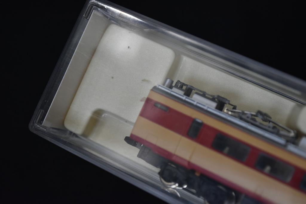 KATO 433 Moha 484 Red and Cream N Gauge / N Scale Model Train Car from Japan