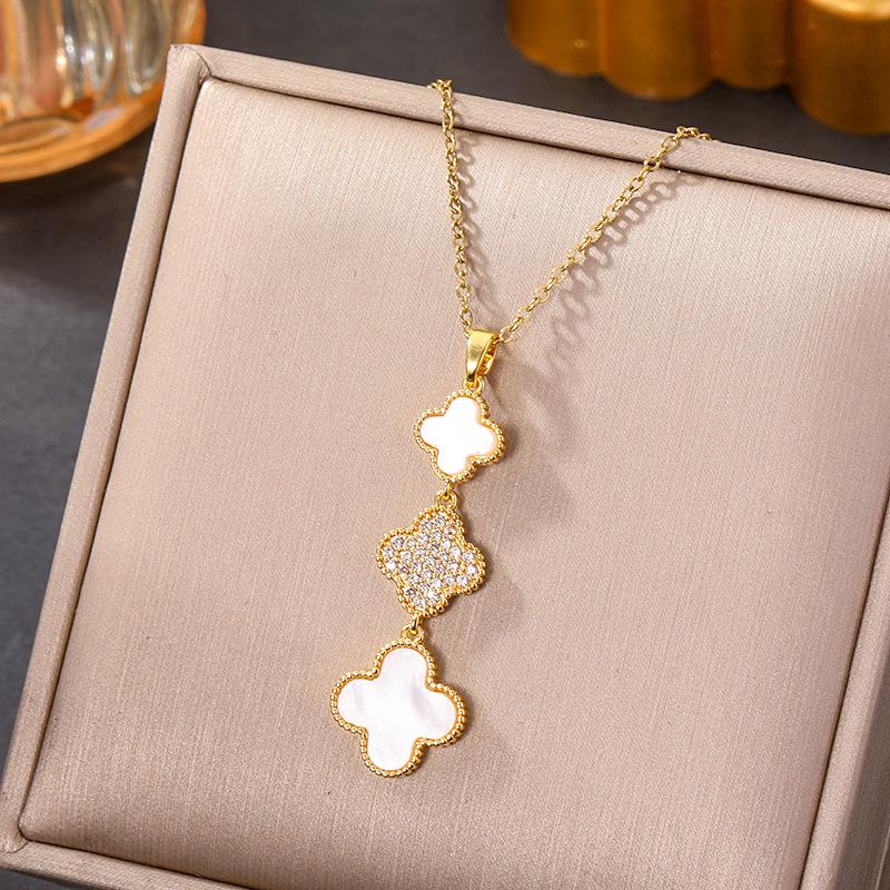 Elegant Gold-Plated Chinese-Style Four-Leaf Clover Necklace with Imitation Hetian Jade Pendant for Women