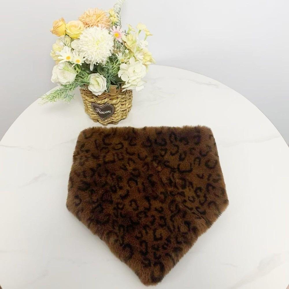 Soft Plush Triangle Scarf Leopard Print Winter Neck Warmer Office Faux Fur Scarf Outdoor
