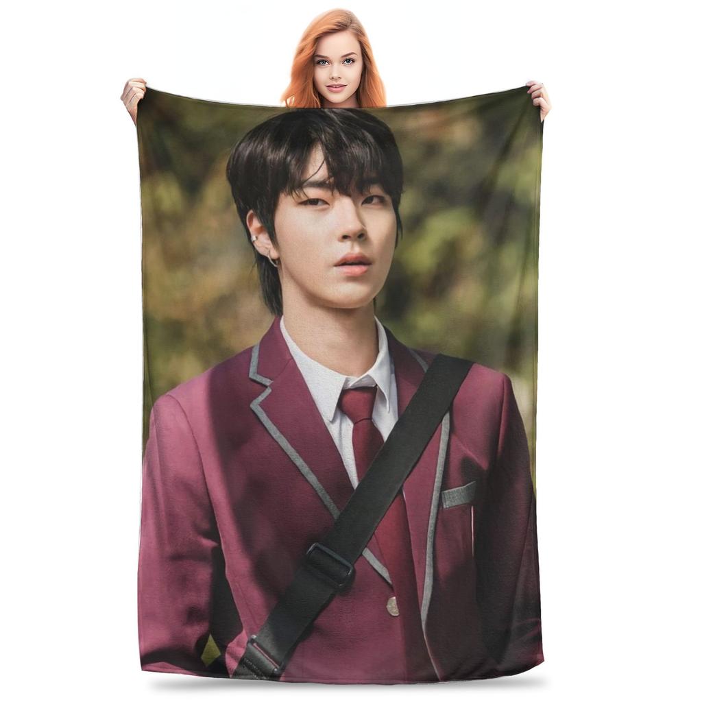 Flannel Throw Blanket True Beauty Series Hwang in Youp Cha EunWoo Warm Plush Blankets Soft Bedding for Bedroom Home Picnic Sofa