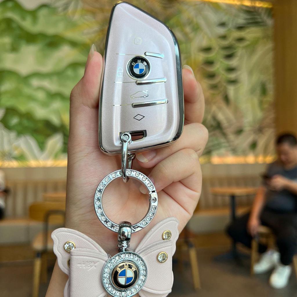 BMW Key Case: Compatible with X1, X2, X3, X4, X5, New 1 Series, 3 Series, 5 Series. Blade Style Shell with Women's Buckle Bag.