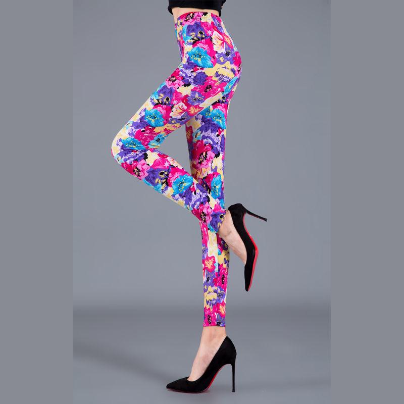 2023 Trendy Floral Print Slim Fit Milk Silk Leggings for Women - Plus Size, Elastic, Outerwear