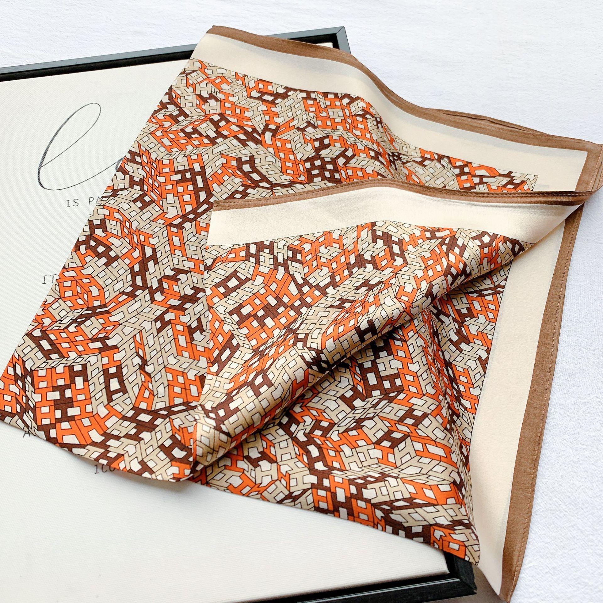 Hangzhou silk three-dimensional letter H silk silk scarf women s summer thin mulberry silk classic versatile small scarf 68*68cm