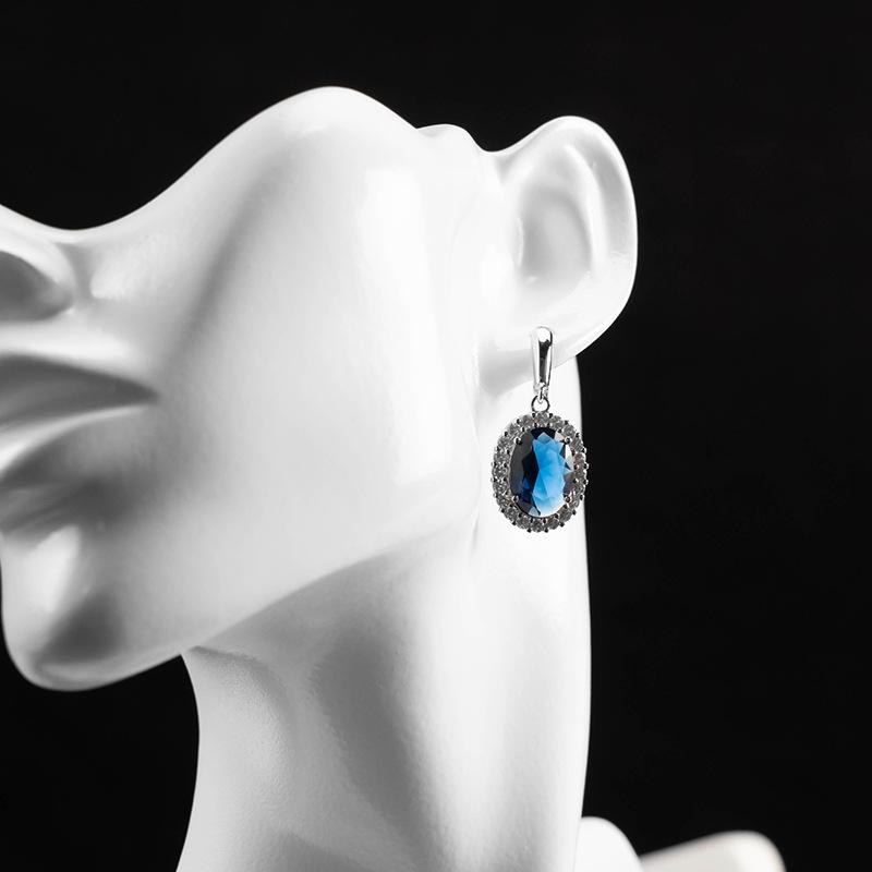 Schmuckset Halskette Ohrring Ring dreiteiliges Set hochwertiger Damenschmuck Mode Pulloverkette