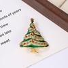 Weihnachtsbaum-Brosche