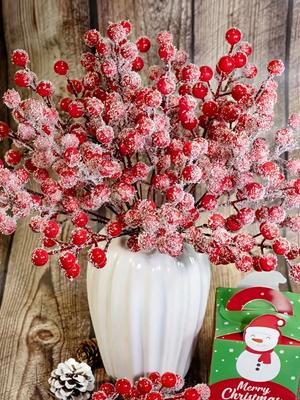Snow Frosted Artificial Red Berry Stems Winter Christmas Atmosphere Decor Red Spray Picks Holly Berry Branches Tree Decoration