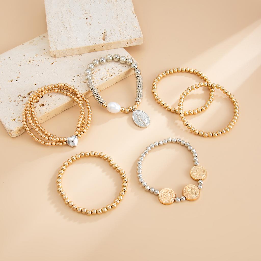 Wind Retro Virgin Mary Pendant Bracelet, Fashionable Ccb Beaded Multi-Layer Stacked Bracelet.
