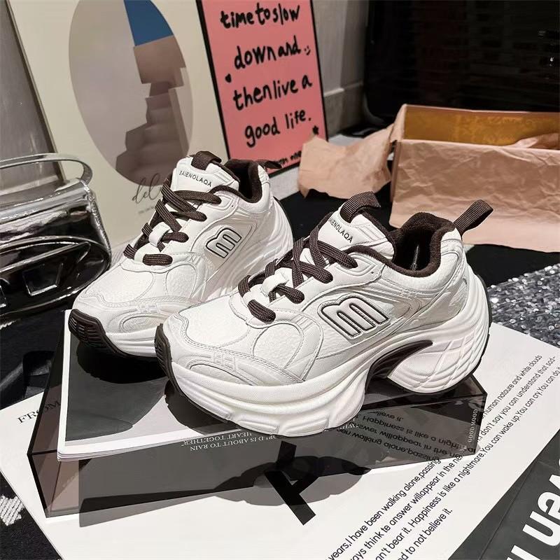 Daddy Shoes Women's 2025 Autumn and Winter Velvet New Catwalk Thick-soled Color Matching Versatile Height Increase Casual Sports Shoes Comfortable