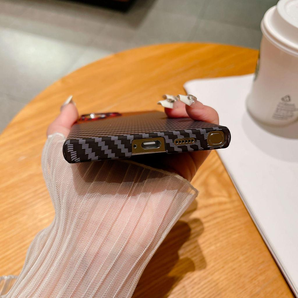 Samsung S25U Carbon Fiber Phone Case: Color Block Protective Cover for S24/S22 Plus/Note10, Anti-Fingerprint.