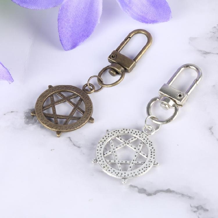 Multifunktionale Tragbare Hohlstern Robuste Legierung Schlüsselanhänger Elegante Designs Schlüsselring als Wohnaccessoire für Trendsetter