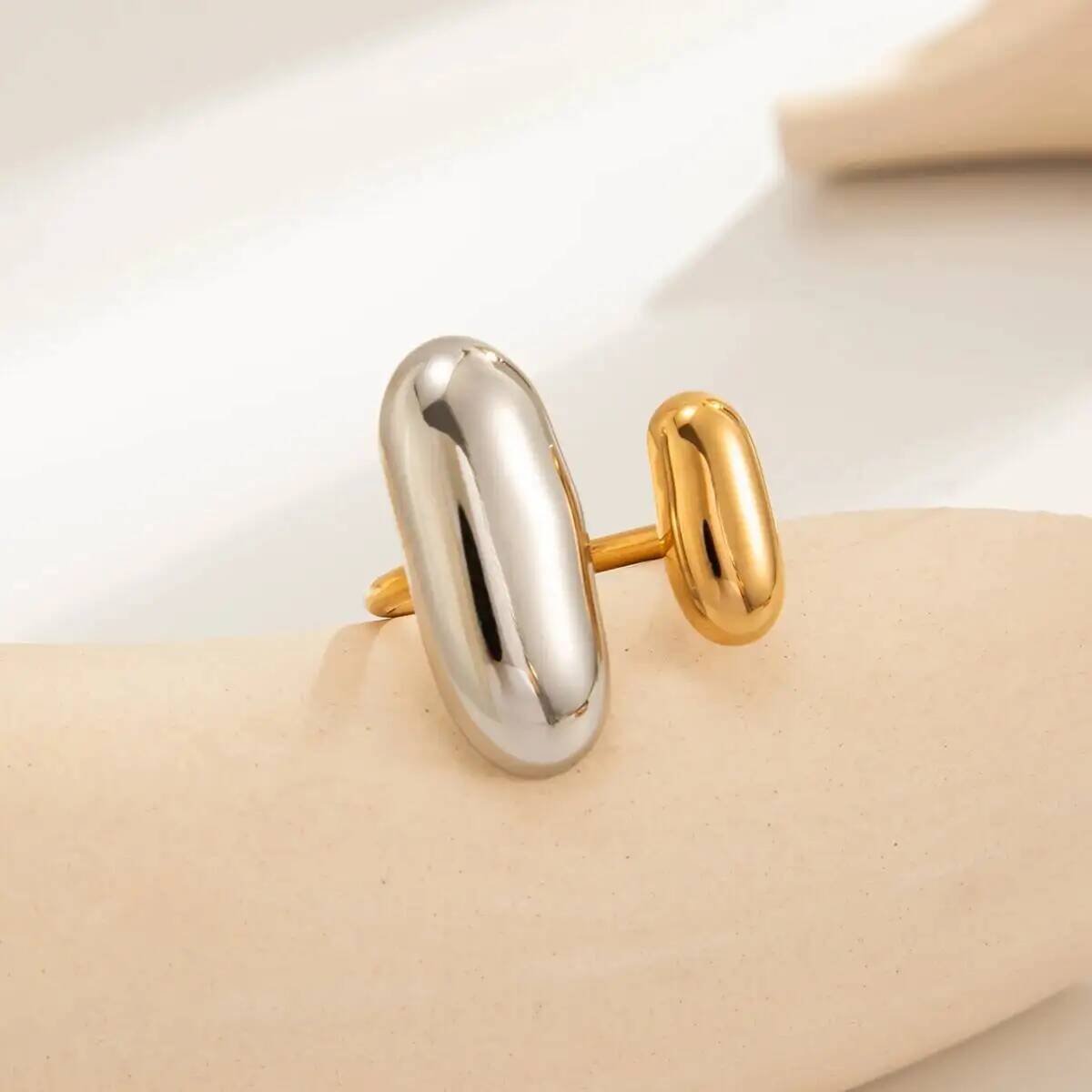 

SHIXIN 7Pcs Trendy Geometric Mix Color Stainless Steel Finger Rings Women Punk Smooth Surface Irregular Adjustable Ring Jewelry