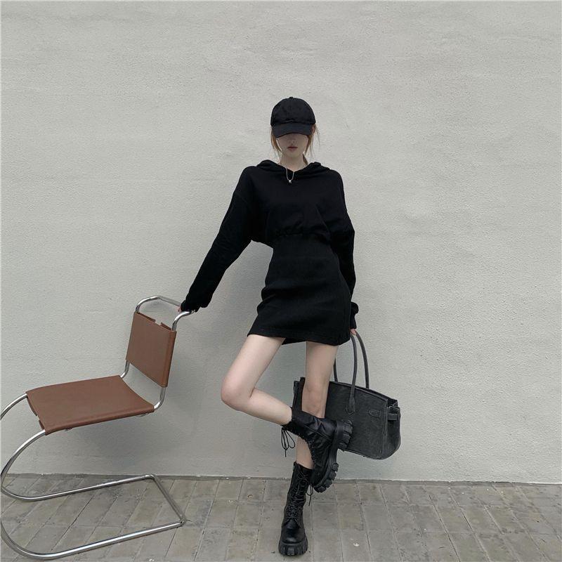 Waist-Cinching Slimming Long-Sleeve Hooded Dress: 2025 French-Korean Style Campanula Skirt for Autumn Women