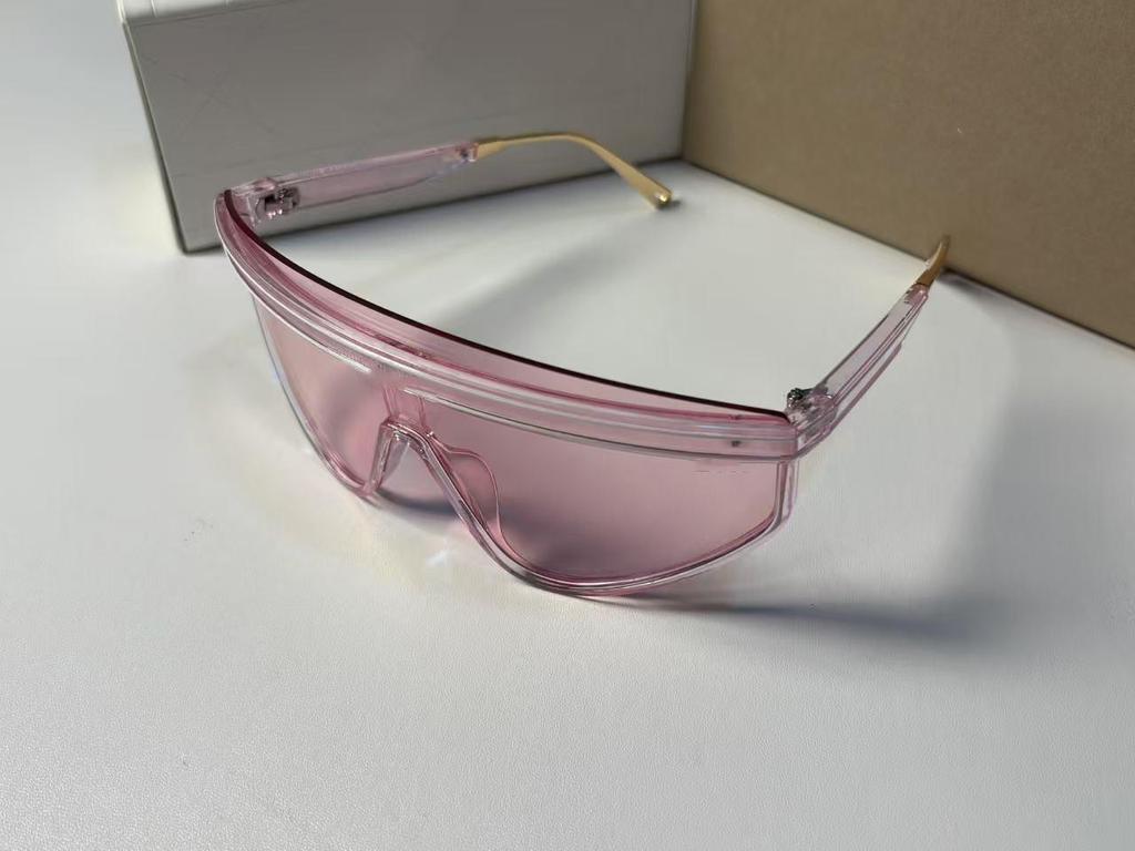 Ochelari de soare unisex cu ramă mare retro la modă 2025: Rezistent la vânt & Protecție UV