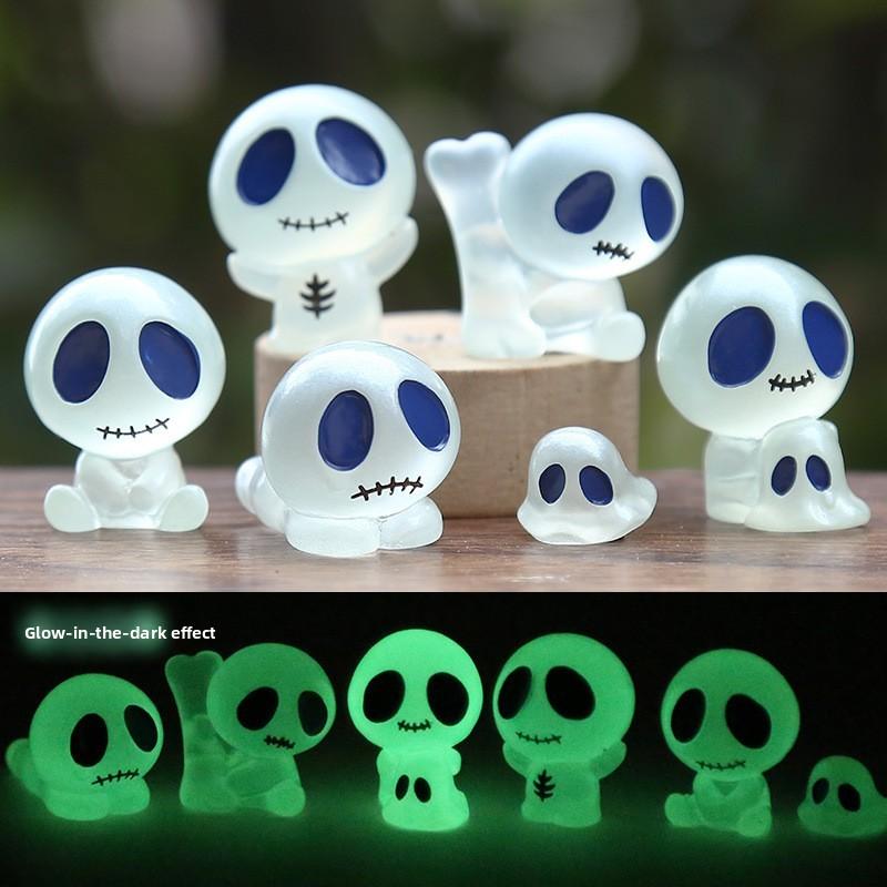 Miniature Resin Ghost Figurine With Glow Effect For Home Enthusiasts Decor