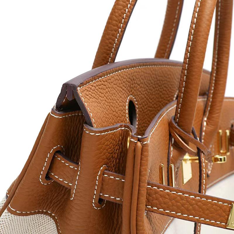 Borsa a tracolla da donna in tela platino e pelle patchwork