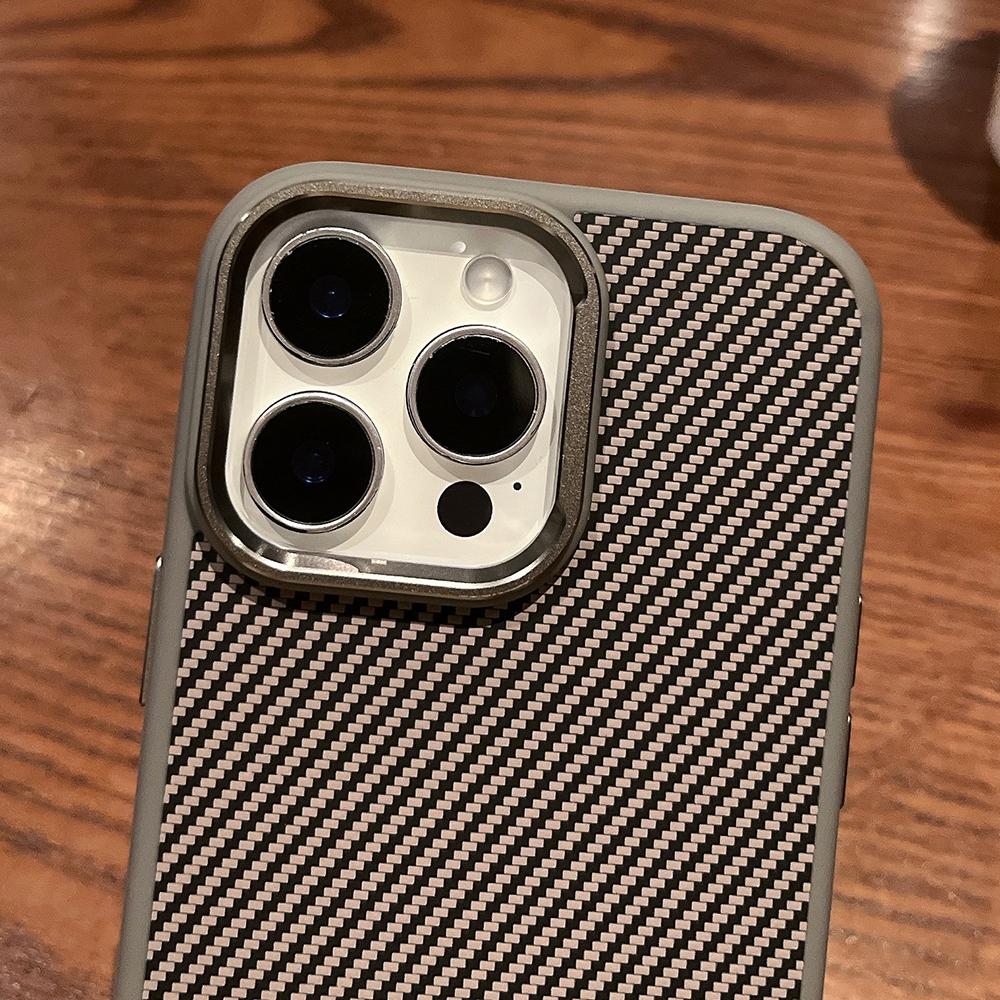 For iPhone 16 Pro Case Compatible with MagSafe PC + TPU Phone Back Cover Carbon Fiber Texture