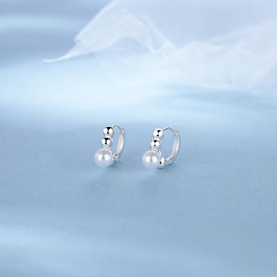 Simple Round Bead Pearl Earrings Feminine  Elegant Versatile  High-end Earrings